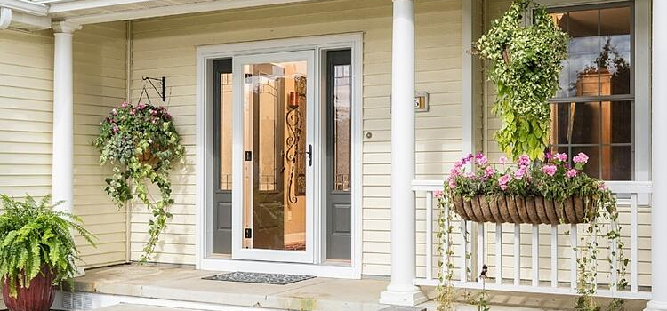 screen door installation in Englewood